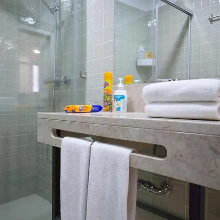 Apartment Beautiful Flat In Amazing Location Lisbon